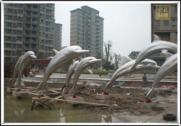 大型海豚景觀雕塑.jpg 大型海豚景觀雕塑.jpg
